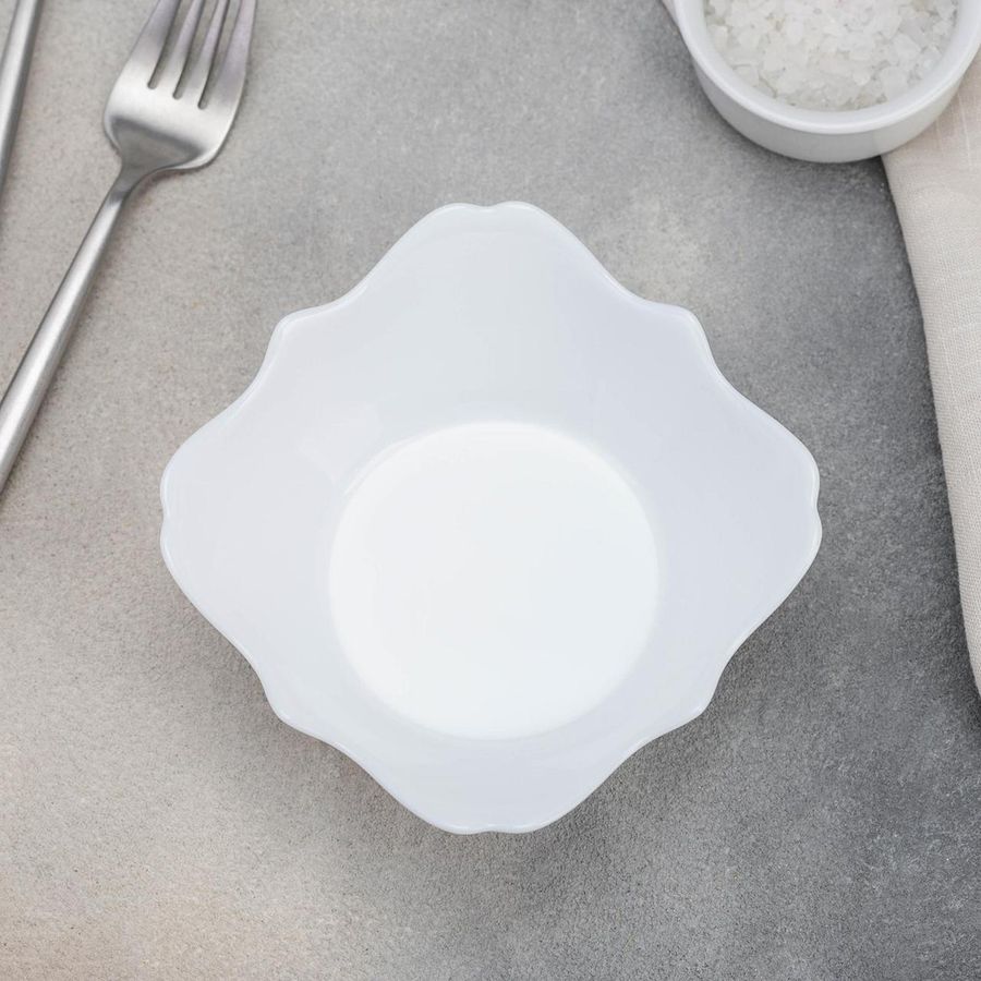 Білий фігурний салатник Authentic White 12 см (J1301) Luminarc