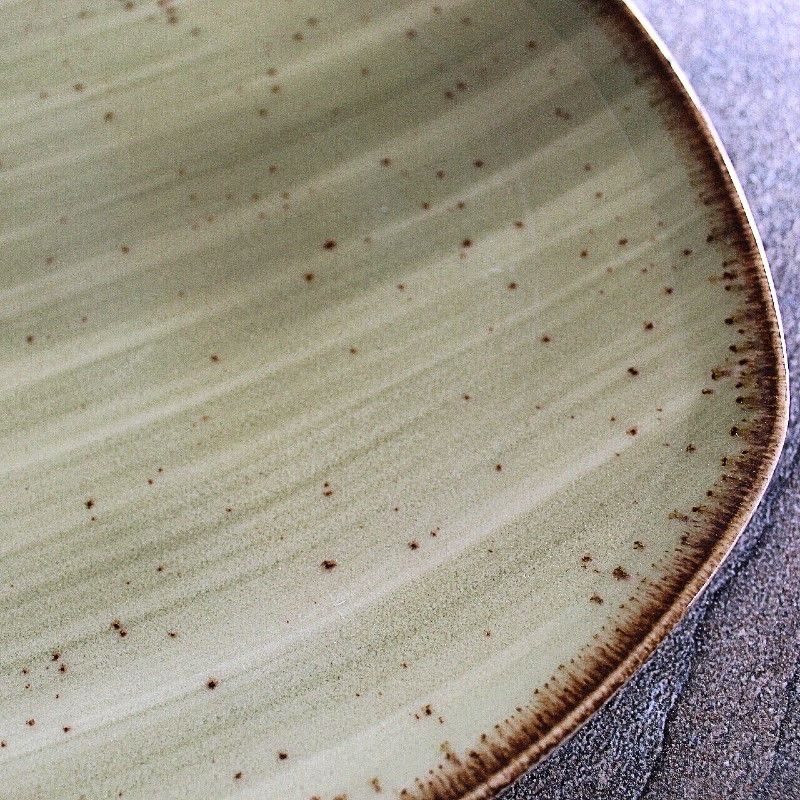 Квадратна тарілка зелена з порцеляни Kutahya Porselen "Corendon" 210 мм (GR3221) Kutahya Porselen
