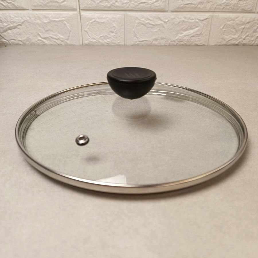 Универсальная стеклянная крышка 18 см для кухонной посуды с пароотводом А-Плюс