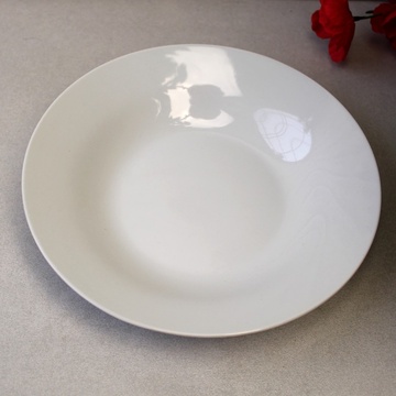 Тарелка суповая полупорционная фарфоровая HLS 20 см (4403) Hell