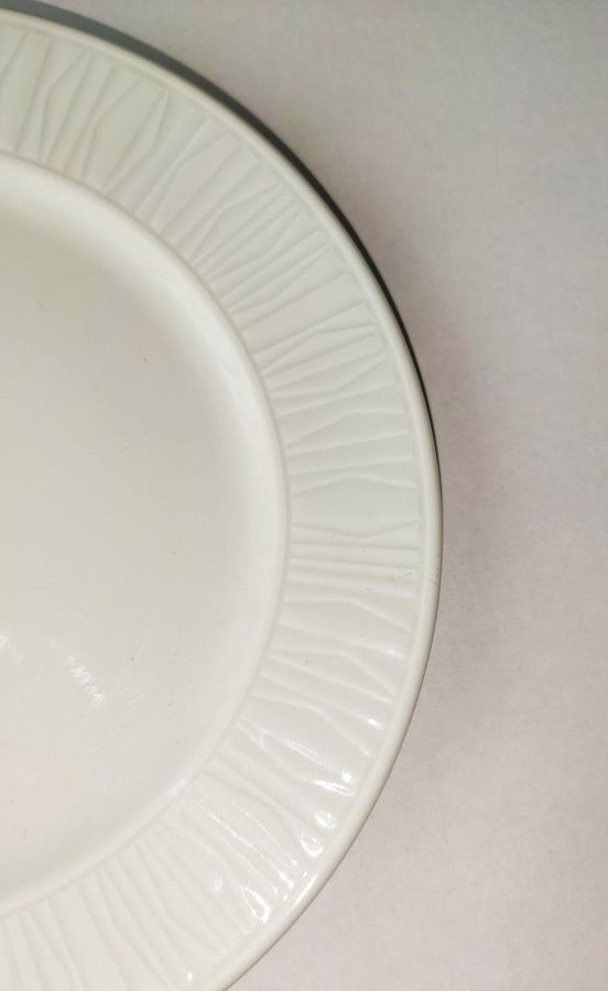 Белая фарфоровая тарелка обеденная Kutahya Porselen Emotion 270 мм (EM2027) Kutahya Porselen