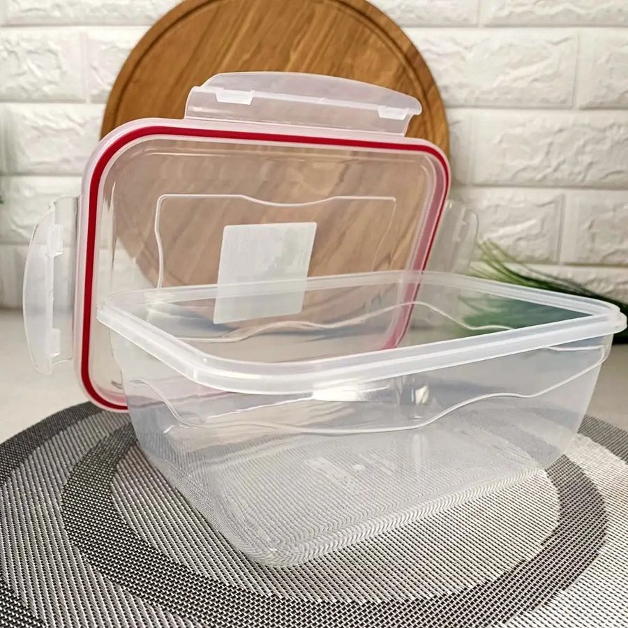 Универсальный пластиковый контейнер с прорезиненной крышкой и ручками-зажимами 1.4 л, FRESHBOX Ал-пластик Ал-Пластик