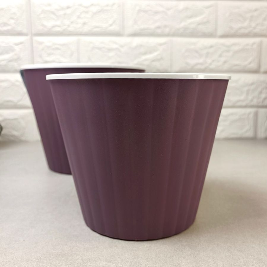 Вазон фіолетового кольору для кімнатних рослин з дренажною вставкою 1,7л 15,7*13,0 см, Ібіс Алеана Алеана