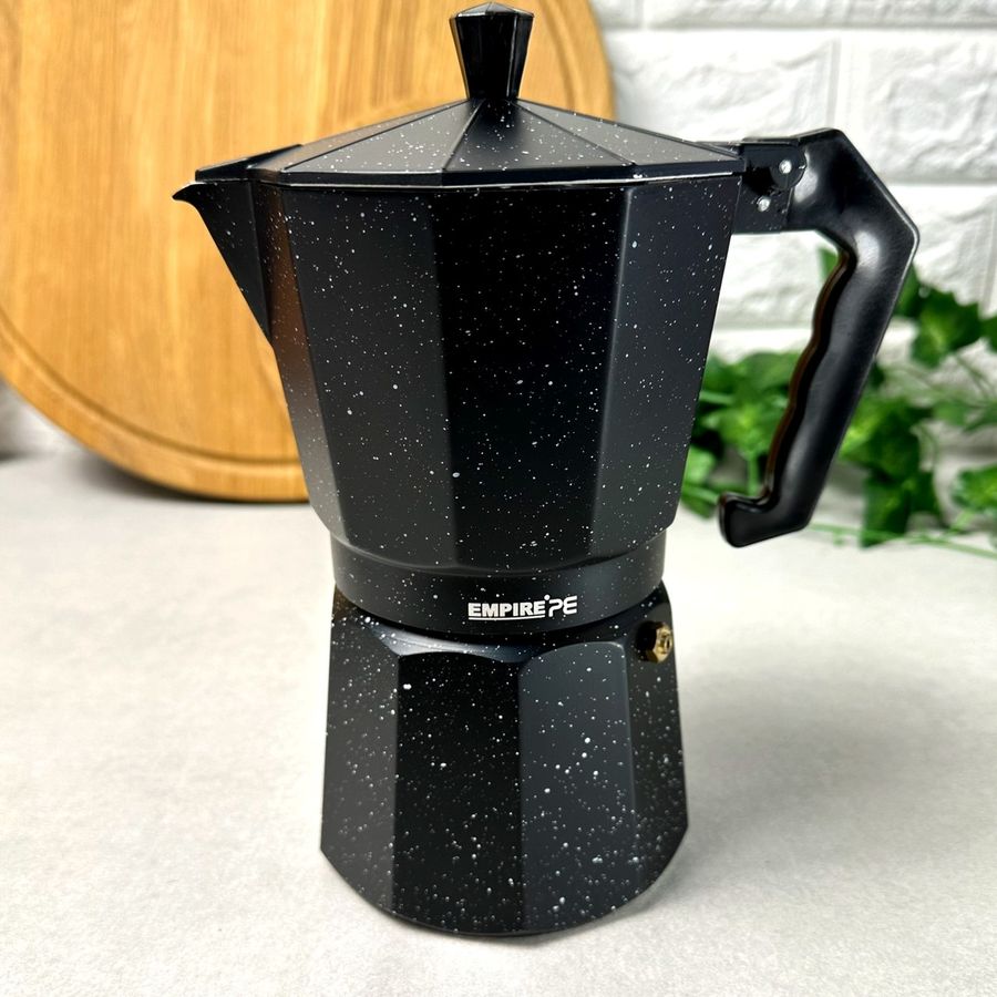 Чорна гейзерна кавоварка 9 порцій EM6604 Empire