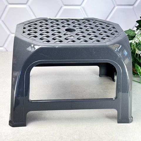 Детский пластиковый табурет Крошка Гранит 27&times;21&times;20 см Алеана
