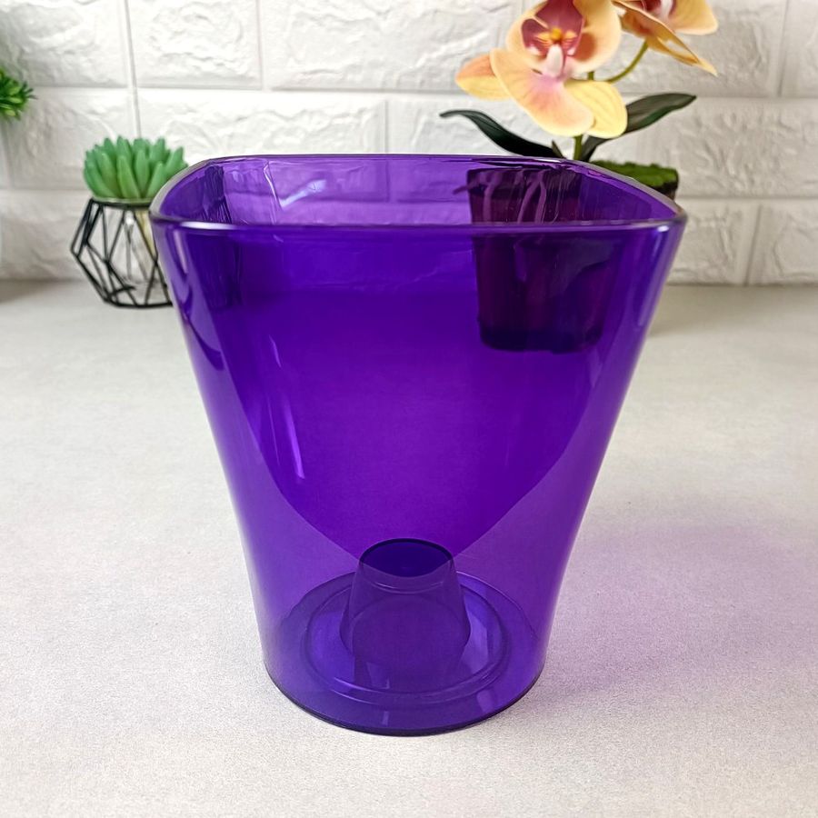 Высокий фиолетовый вазон для орхидей из светопропускающего пластика 17,5 см ММ-Пласт