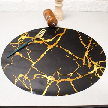 Чёрная Непромокаемая салфетка на стол 38 см Золотые молнии (К-1) Hell
