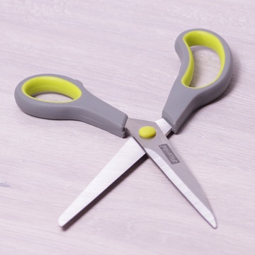 Ножиці універсальні 24.5 см із нержавіючої сталі з пластиковими ручками Kamille