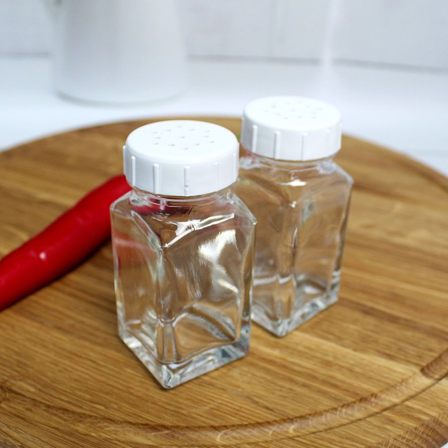 Набор стеклянных баночек для соли и перца с белыми крышками UniGlass