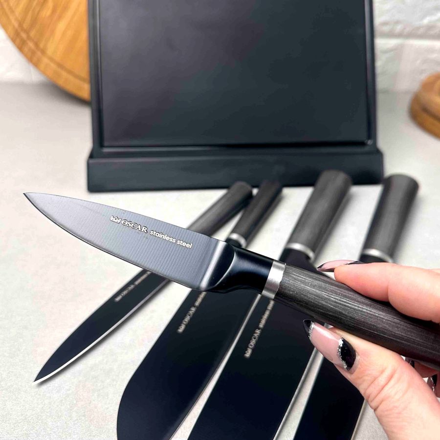 Набір чорних ножів на магнітній стійці Oscar Oscar