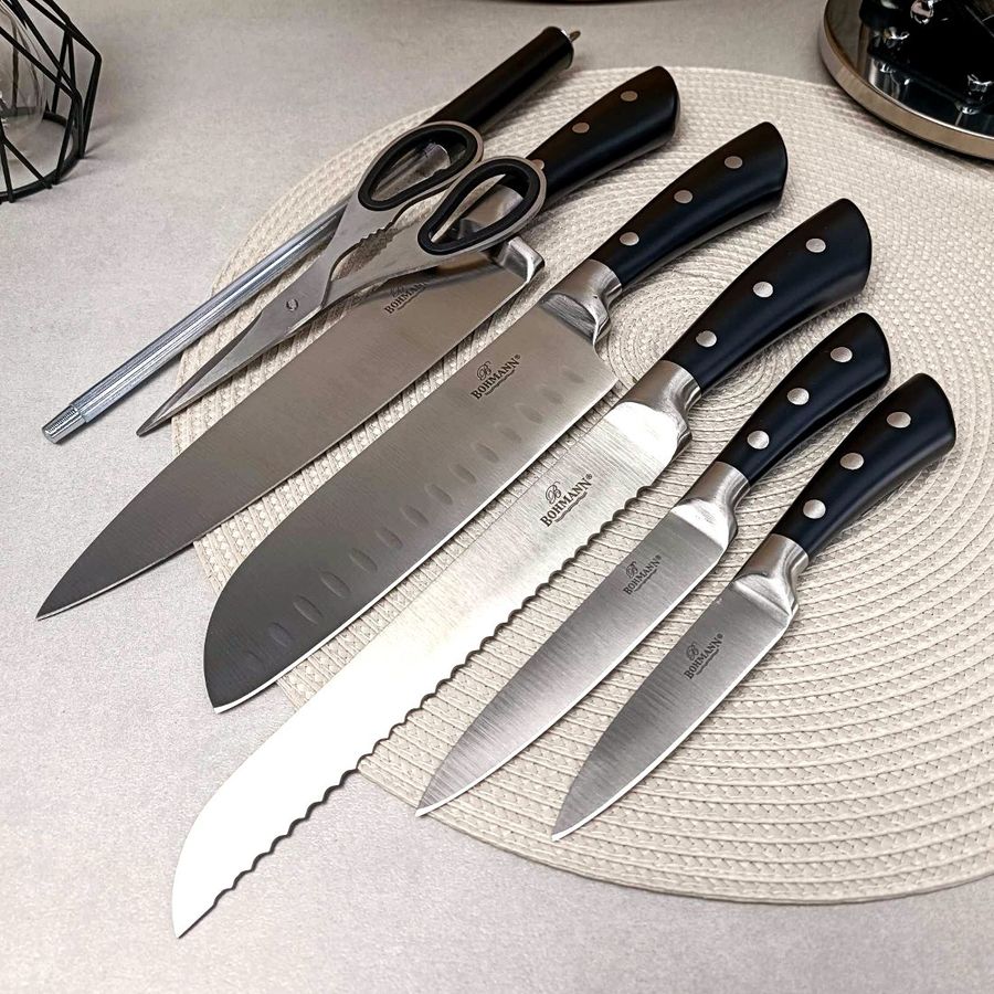 Набор чёрных кухонных ножей с ножницами 8 предметов на подставке Bohmann Bohmann