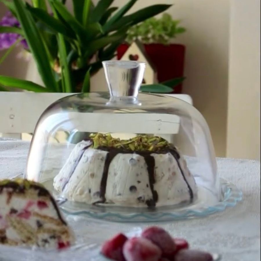 Скляна тортівниця з кришкою-куполом Pasabahce Patisserie 26 см Pasabahce