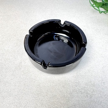 Чорна кругла попільничка Luminarc Stackable Black Ashtray 107 мм Luminarc