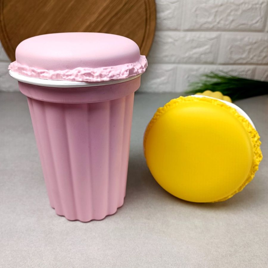 Декоративний пластиковий контейнер для продуктів Macaron 1.2л, LV-105 Lova Hell