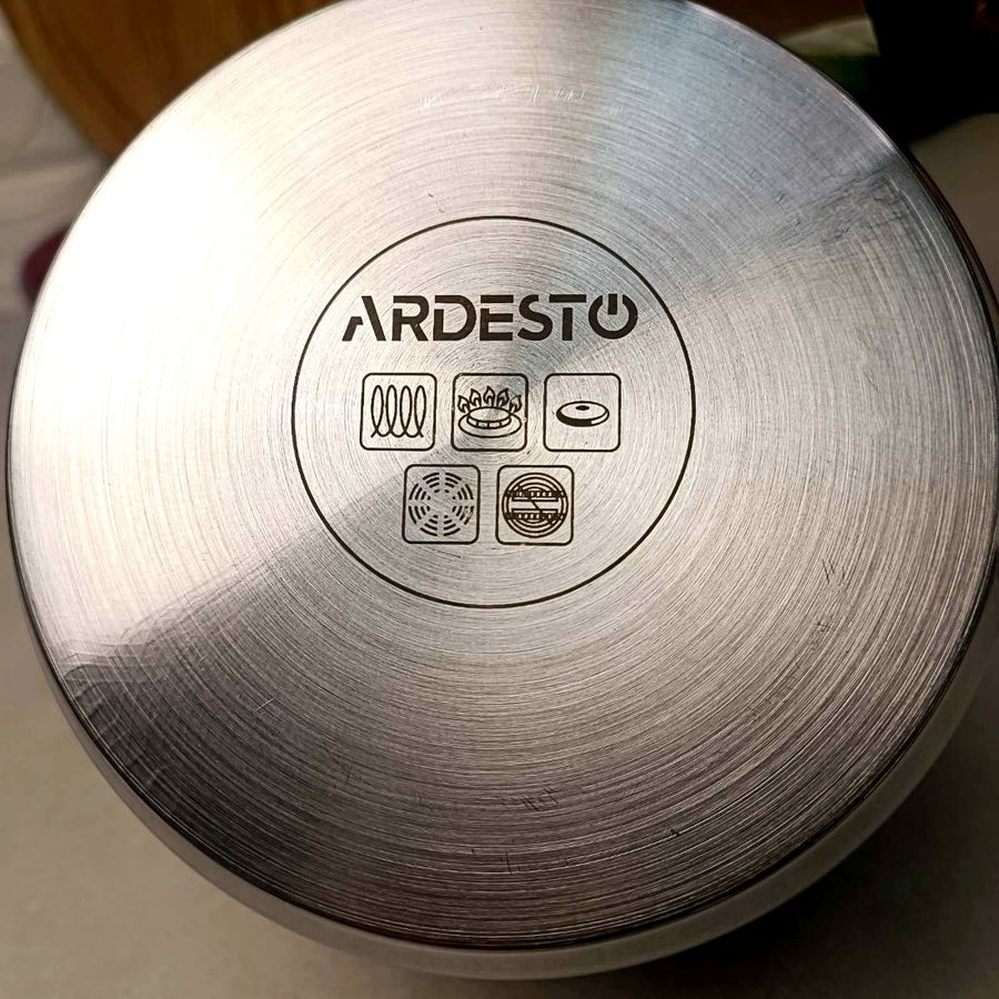 Ківш 1.1л із нержавіючої сталі з кришкою з багатошаровим дном ARDESTO Gemini Ardesto