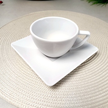 Белая чашка с квадратным блюдцем 200 мл Classic Lubiana Lubiana