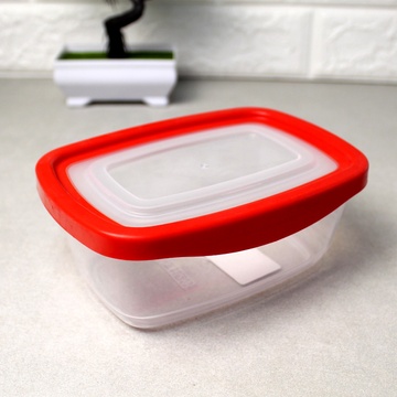 Пластиковый прямоугольный судок для пищи с плотной крышкой Keeper 1.1 л Ал-Пластик