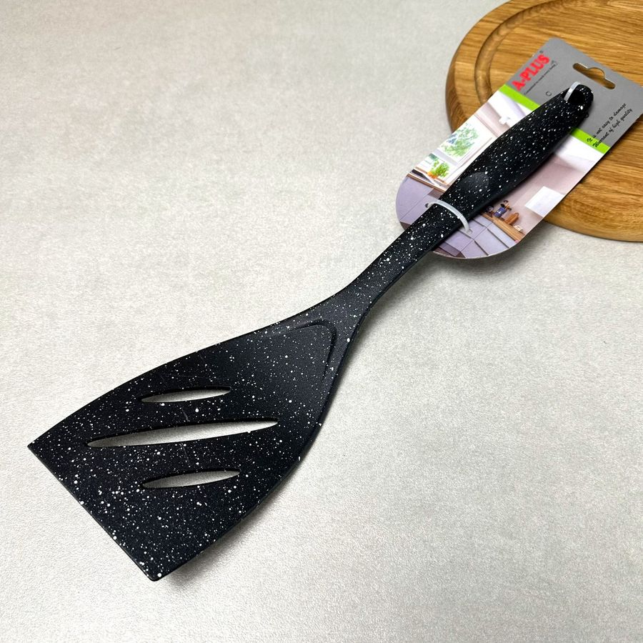 Нейлоновая лопатка с прорезями 34.5 см Чёрный Мрамор A-Plus A-plus