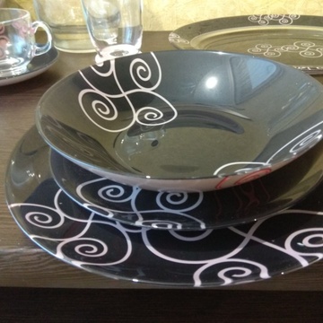 Набор чёрной столовой посуды 19 предметов с блюдом Luminarc Simply Marah (N1186) Luminarc