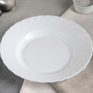 Тарілка супова біла Люмінарк Тріанон 23 см Luminarc