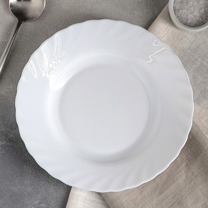 Тарілка супова біла Люмінарк Тріанон 23 см Luminarc