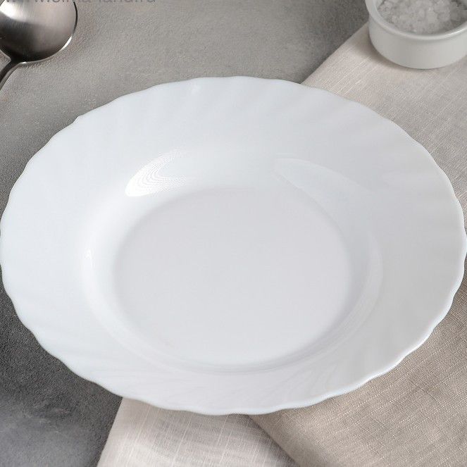 Тарелка суповая белая Luminarc Trianon 220 мм (D6889) Luminarc