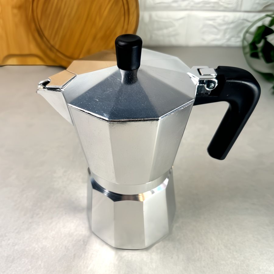 Кофеварка гейзерная из алюминия на 6 чашек кофе, 2082 А-П А-Плюс