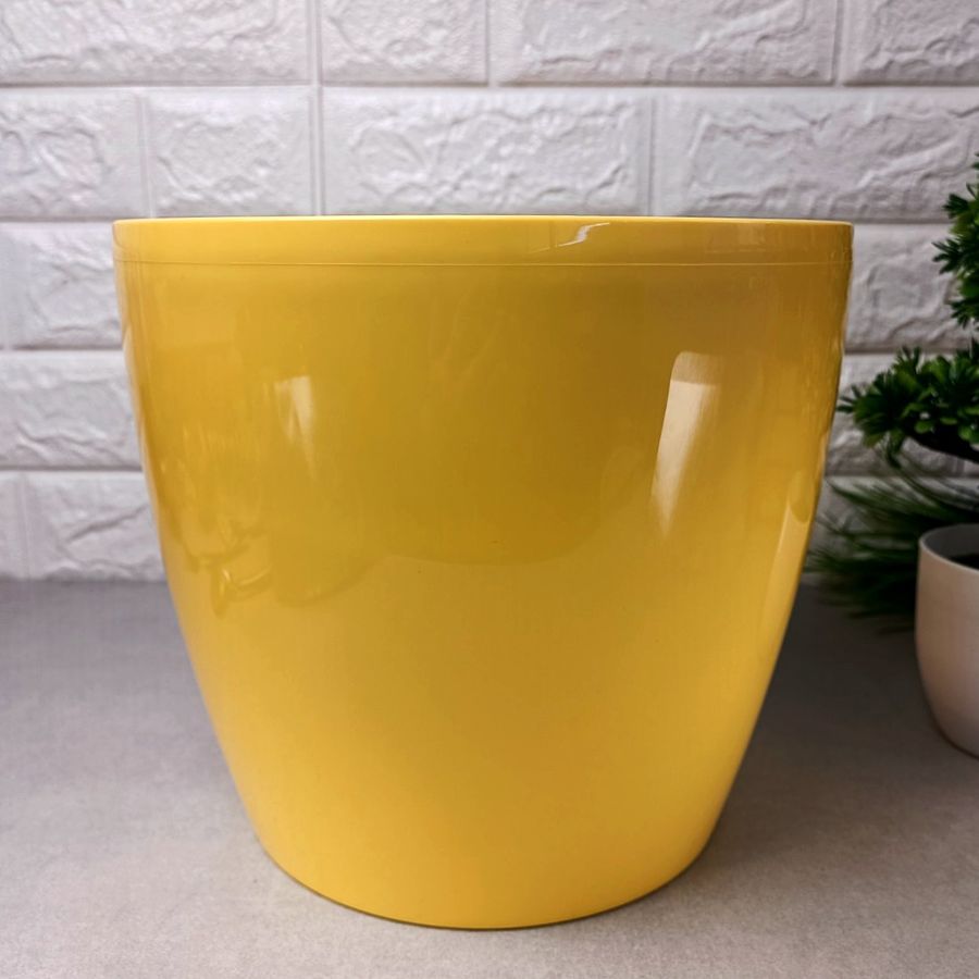 Желтое напольное пластиковое кашпо для декоративного куста 25*22см 10л, Магнолия Ламела Ламела