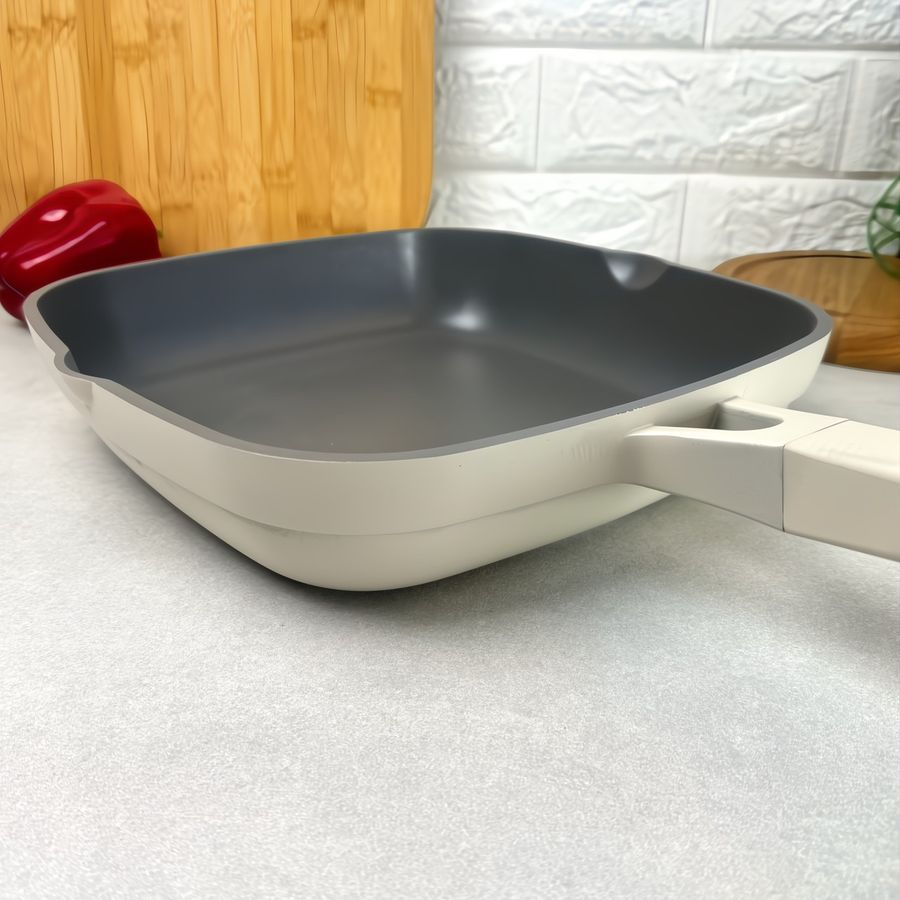 Квадратная сковорода без крышки для индукции 26 см Бежевый Алюминий PEPPER