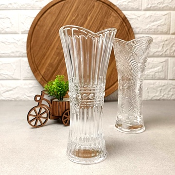 Невелика скляна настільна ваза Намисто 17 см Hell