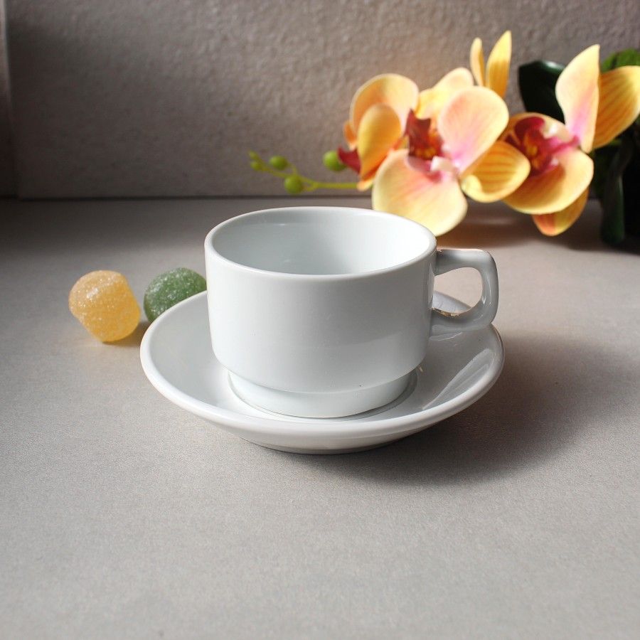 Чашка для кави біла з блюдцем 90 мл (HR1302) Hell