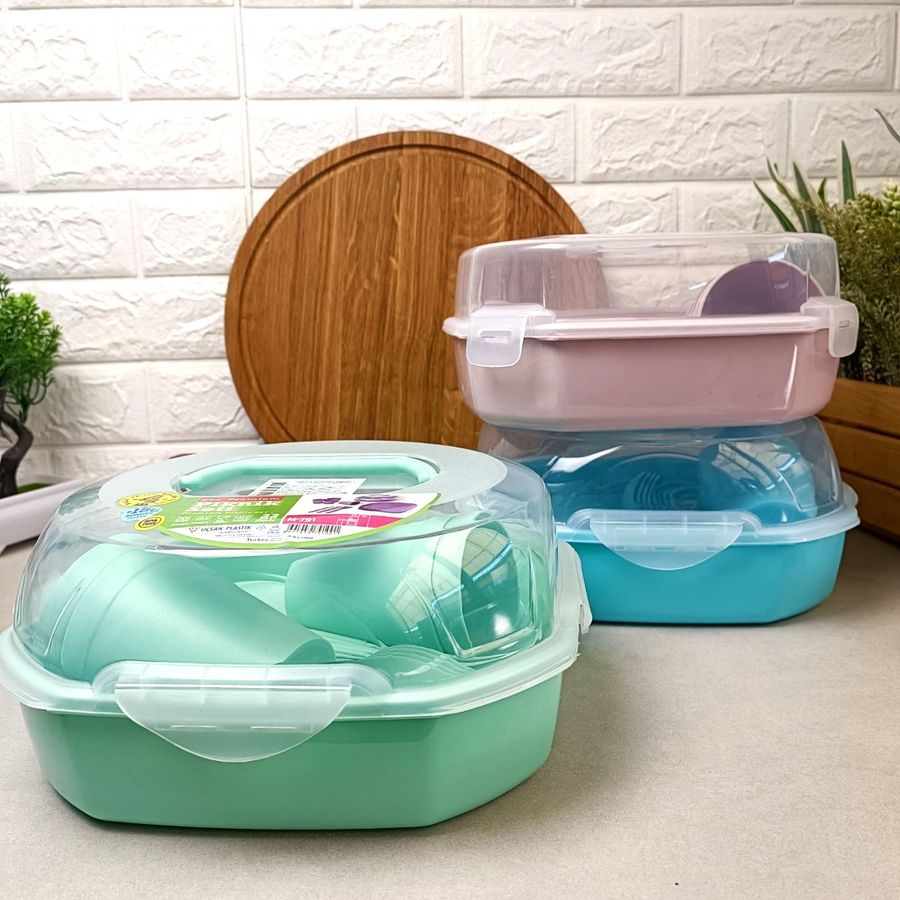 Пластиковая посуда для пикника 22 предмета на 4 персоны Голубой Plastar Pak