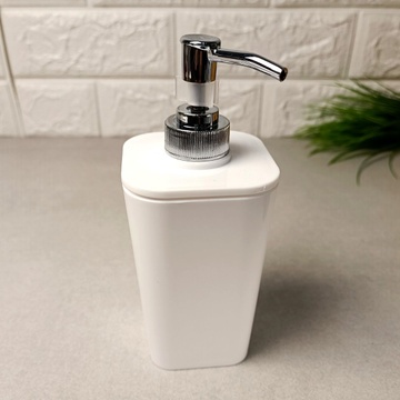 Белый квадратный дозатор жидкого мыла из пластика, Sorento Феникс