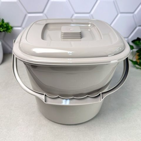 Квадратне пластикове відро з кришкою 6 л Какао Smart Алеана Алеана